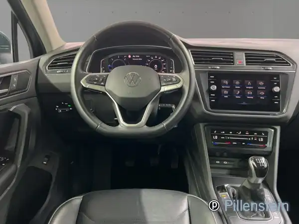 VW TIGUAN (7/16)