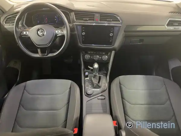 VW TIGUAN ALLSPACE (8/15)