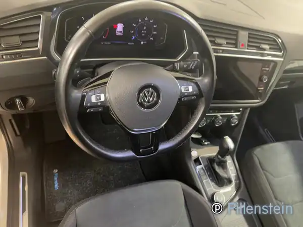 VW TIGUAN ALLSPACE (9/15)