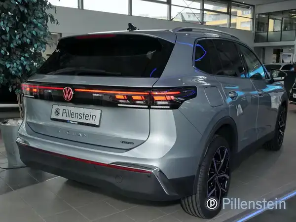 VW TIGUAN (2/11)