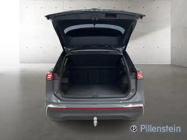 VW TIGUAN (16/18)