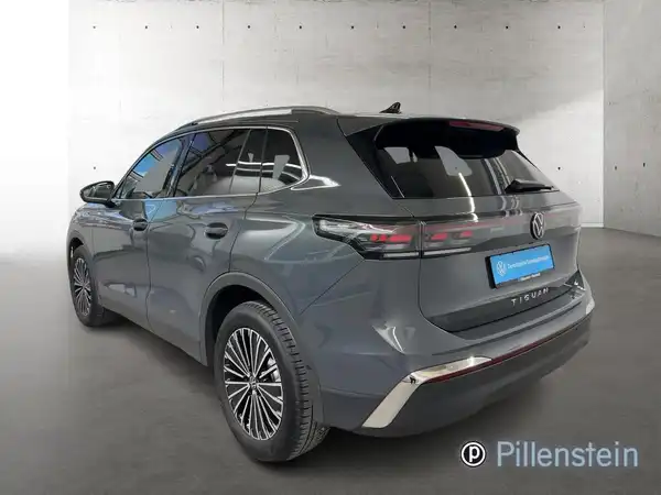 VW TIGUAN (3/18)