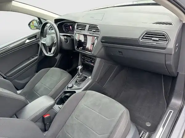 VW TIGUAN (12/16)