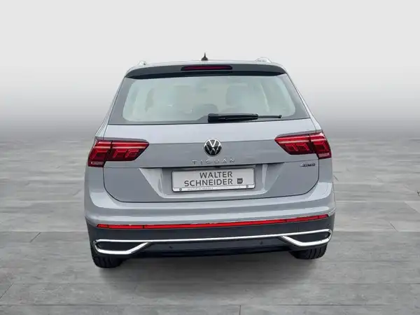 VW TIGUAN (4/16)