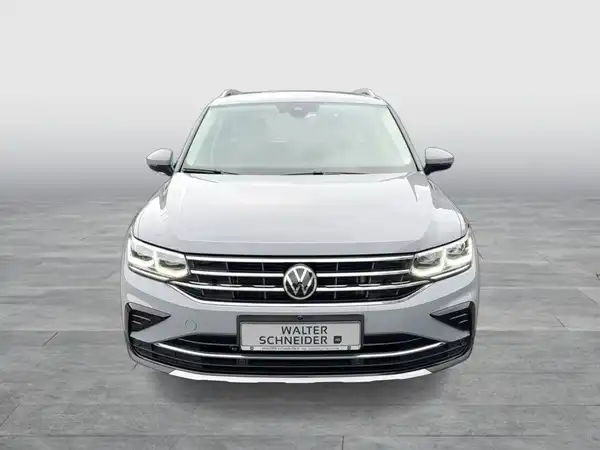 VW TIGUAN (8/16)