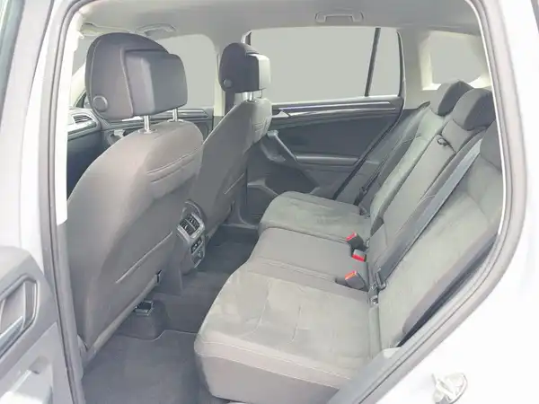 VW TIGUAN (10/16)