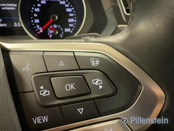 VW TIGUAN (14/17)