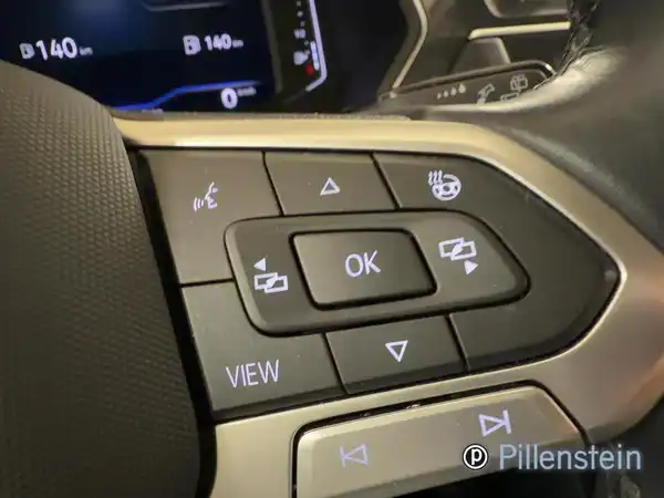 VW TIGUAN ALLSPACE (13/17)