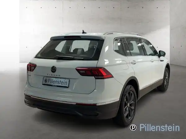 VW TIGUAN ALLSPACE (4/17)
