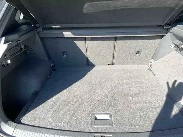VW TIGUAN (11/22)