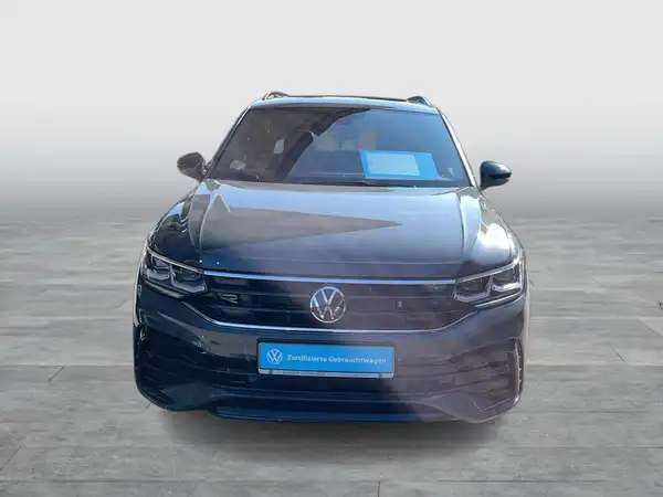 VW TIGUAN (8/22)