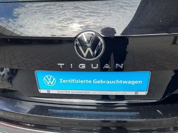 VW TIGUAN (14/23)