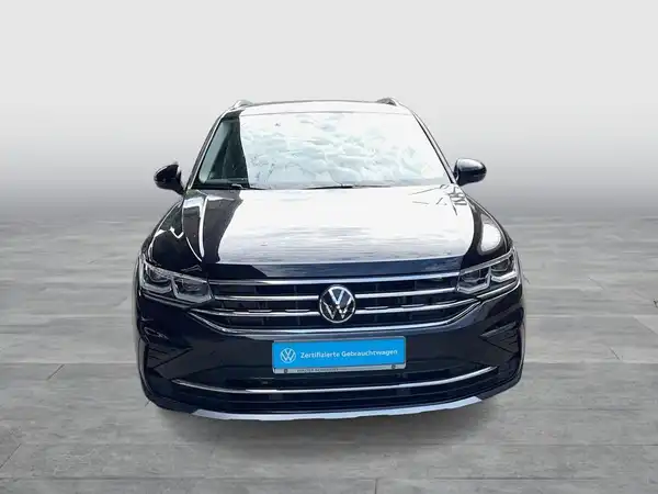 VW TIGUAN (8/23)