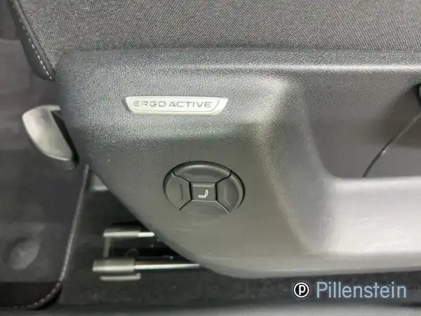VW TIGUAN (9/16)