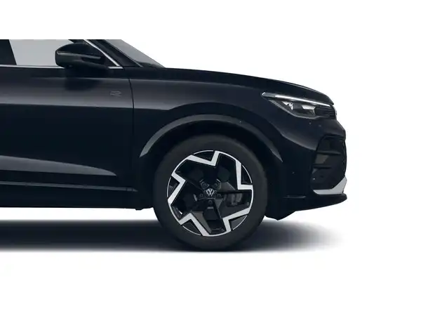 VW TIGUAN (3/10)