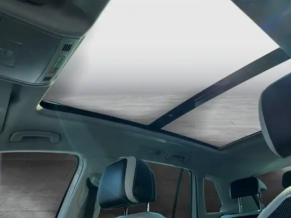 VW TIGUAN (16/19)