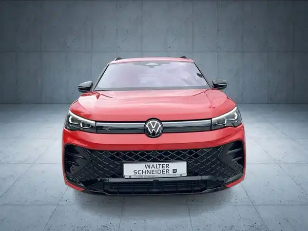 VW TIGUAN (8/20)