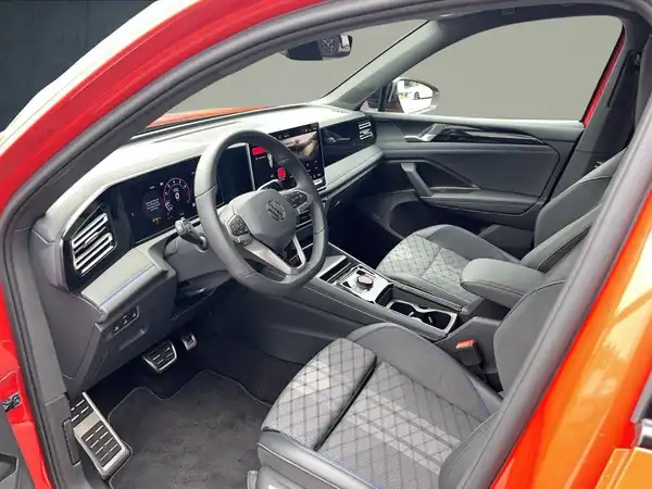 VW TIGUAN (9/20)