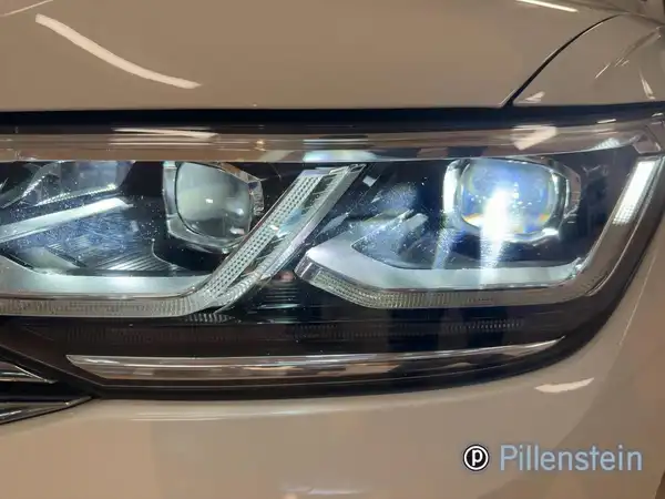VW TIGUAN (15/17)