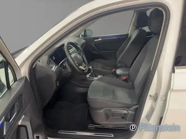 VW TIGUAN (7/17)