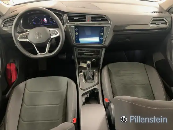 VW TIGUAN (8/17)