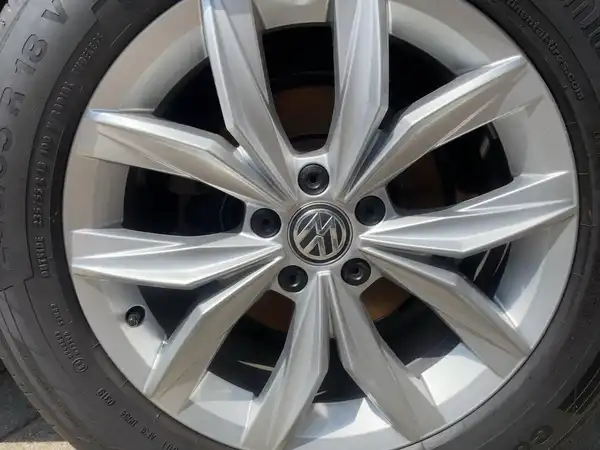 VW TIGUAN (7/15)