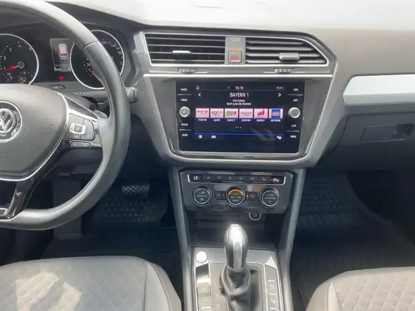 VW TIGUAN (10/15)