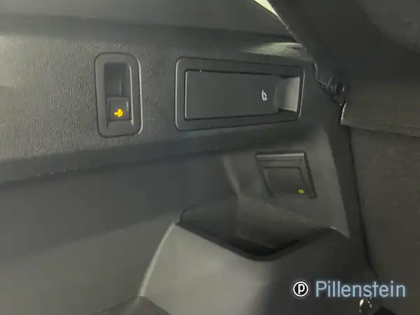 VW TIGUAN (15/15)