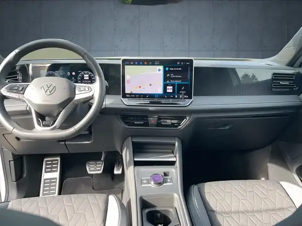 VW TIGUAN (11/22)