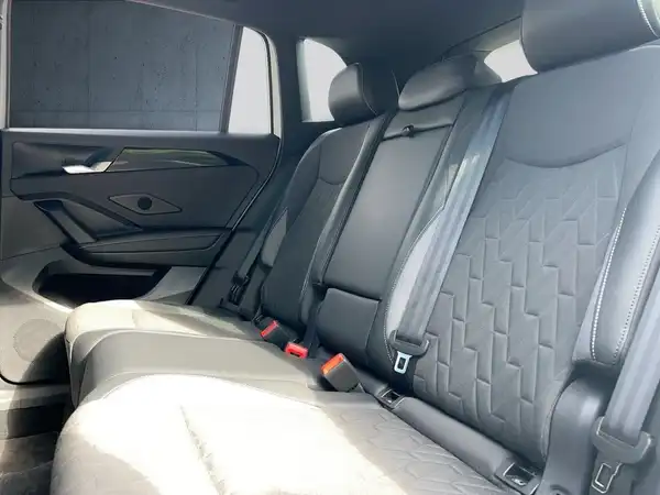 VW TIGUAN (12/22)