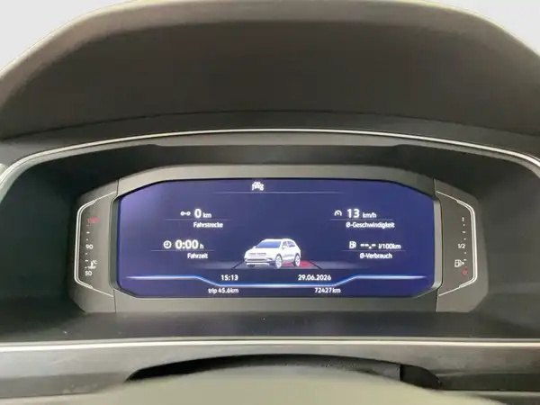 VW TIGUAN (11/15)