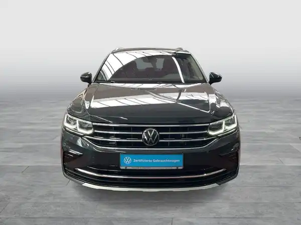 VW TIGUAN (9/15)