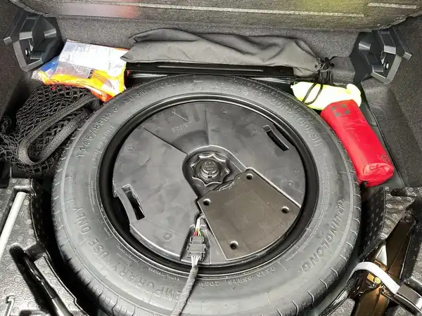 VW TIGUAN ALLSPACE (13/22)