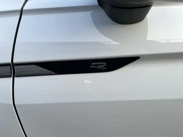 VW TIGUAN ALLSPACE (18/27)