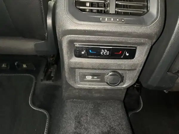 VW TIGUAN ALLSPACE (17/27)