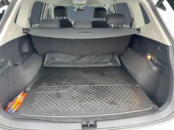 VW TIGUAN ALLSPACE (14/22)