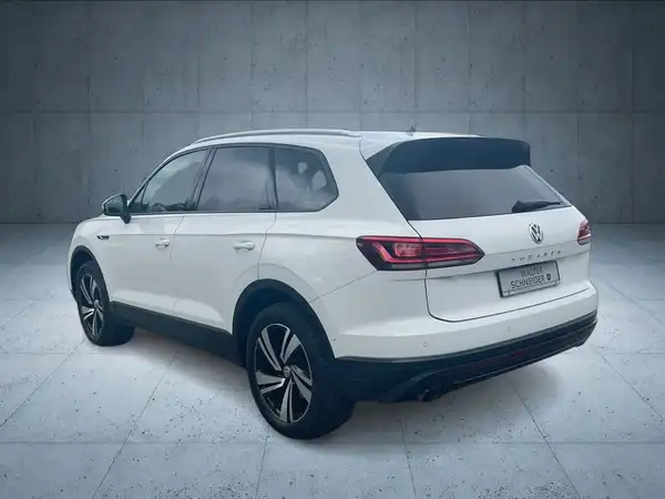 VW TOUAREG (3/18)