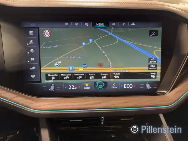 VW TOUAREG (12/16)