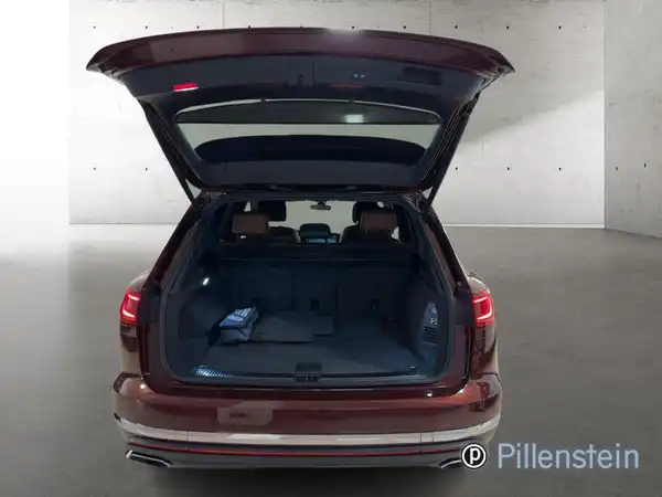 VW TOUAREG (16/16)