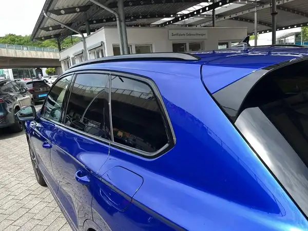 VW TOUAREG (15/23)