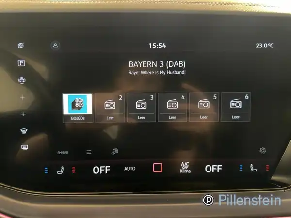 VW TOUAREG (11/16)