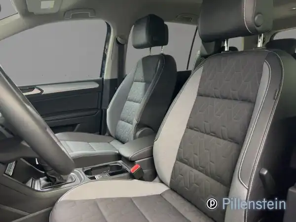 VW TOURAN (5/18)
