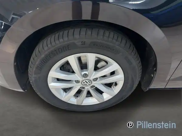 VW TOURAN (6/15)