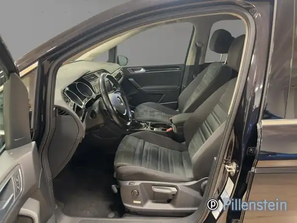 VW TOURAN (7/15)