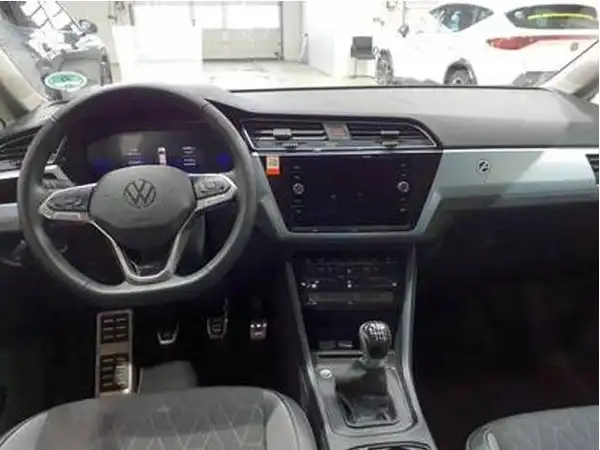 VW TOURAN (7/14)
