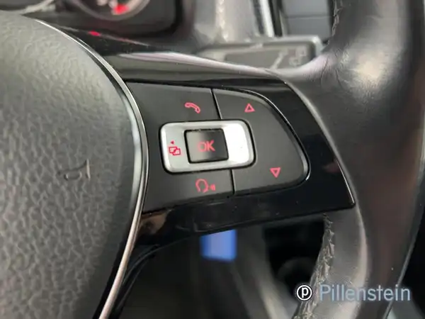 VW UP! (11/15)
