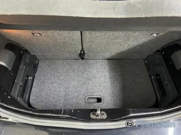 VW UP! (13/15)