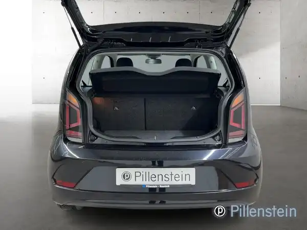 VW UP! (14/15)