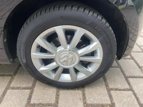 VW UP! (7/15)