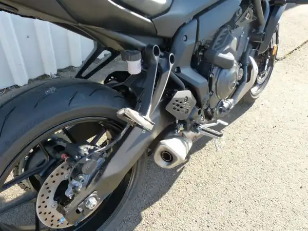 YAMAHA MT-07 (9/9)